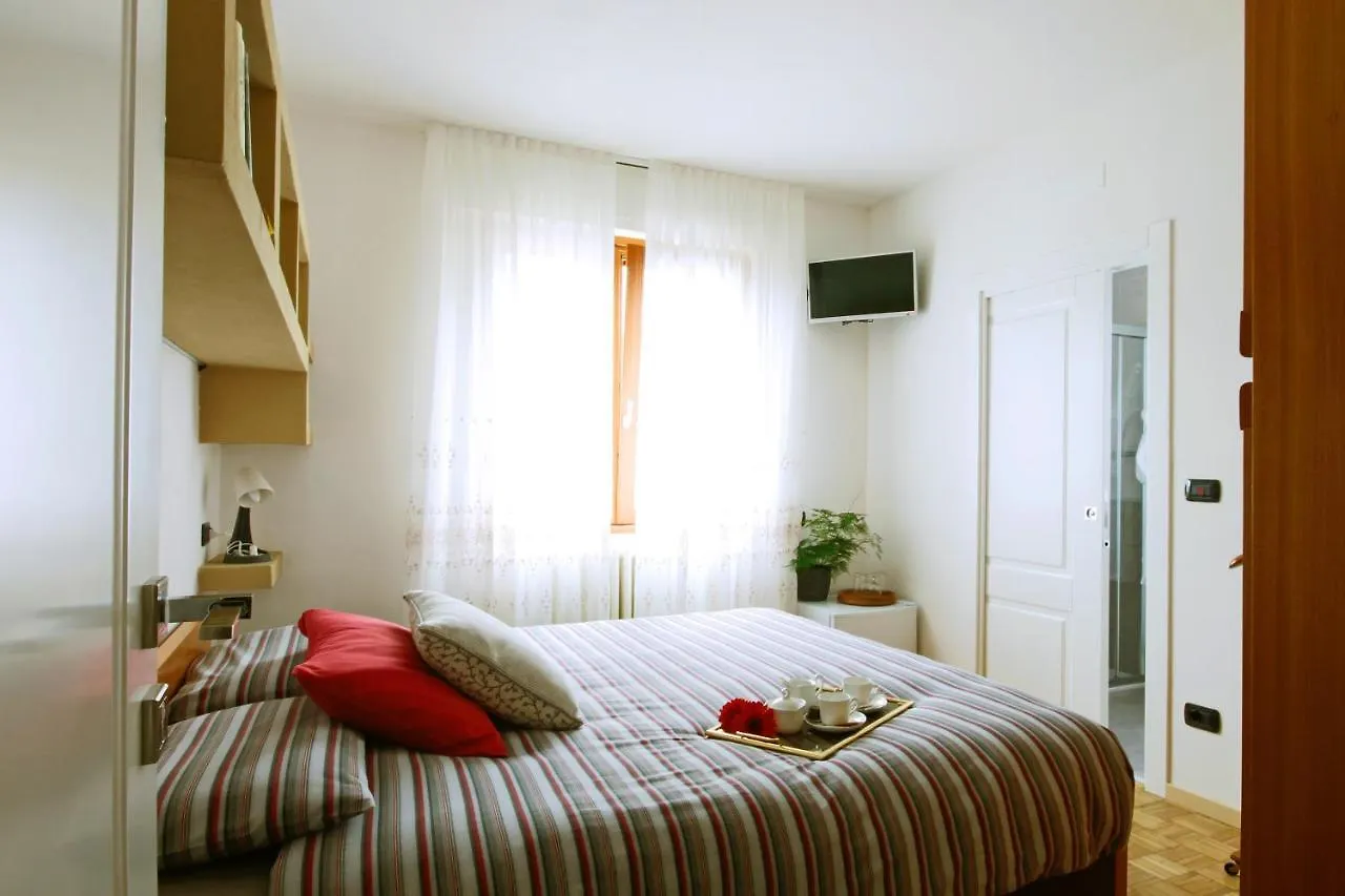 Belcolle, Il Bello Della Tranquillita キアヴェンナ ゲストハウス